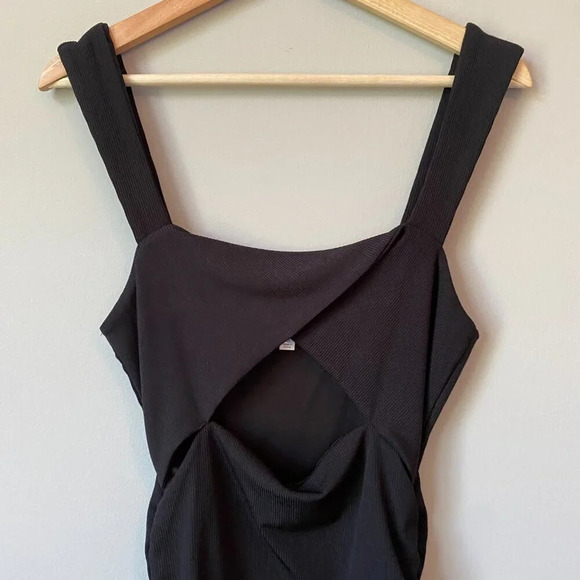 Mable Womens Medium Bodycon Cut Out Front Twist Mini Party Going Out Black Dress - Picture 6 of 16